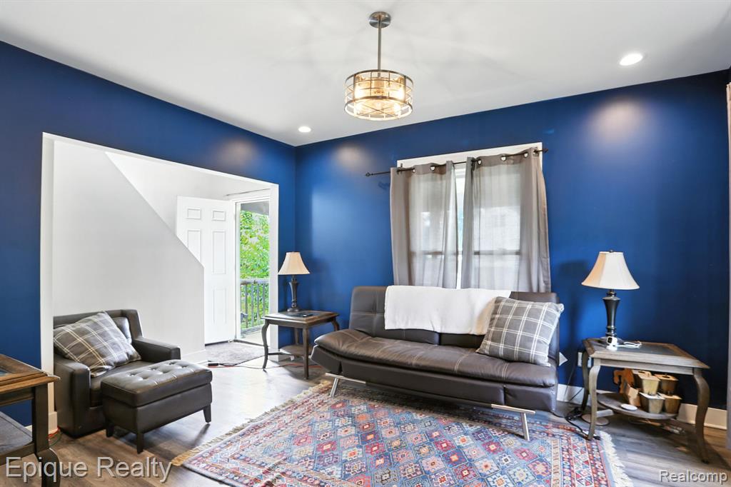 124 Henry Clay Avenue
