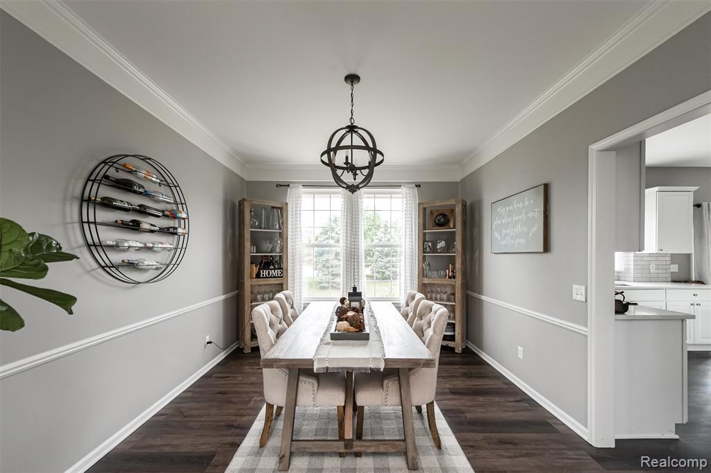 6068 Woodpecker Court
