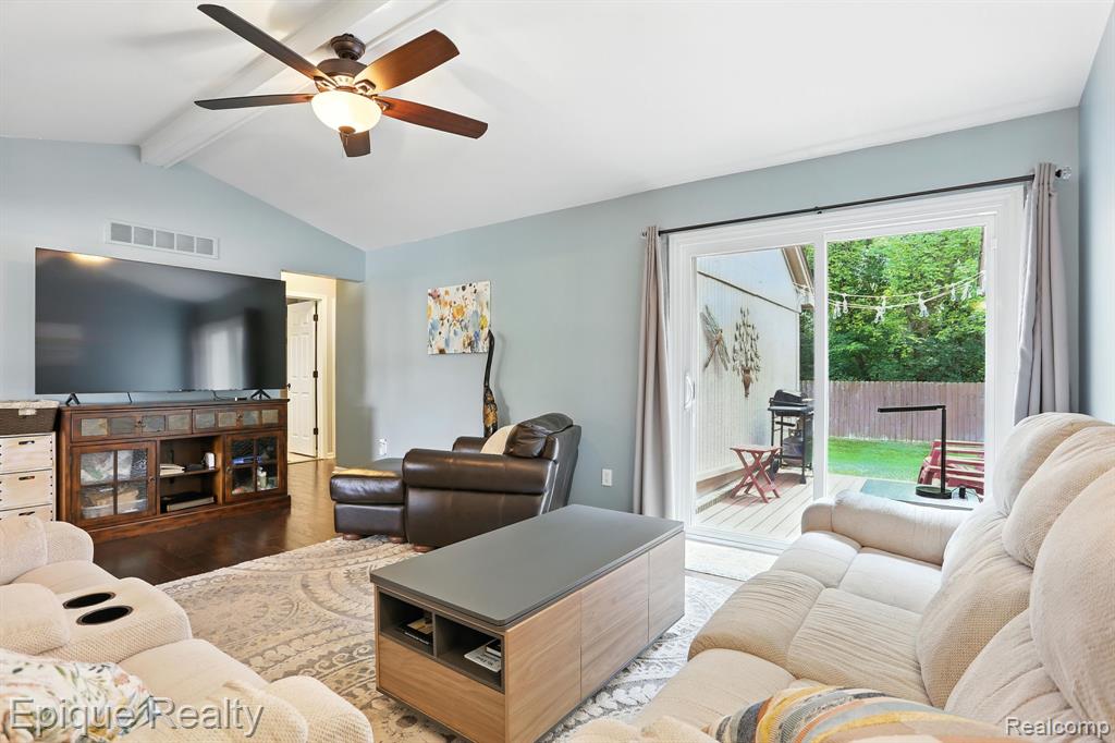 23600 Suttons Bay Drive