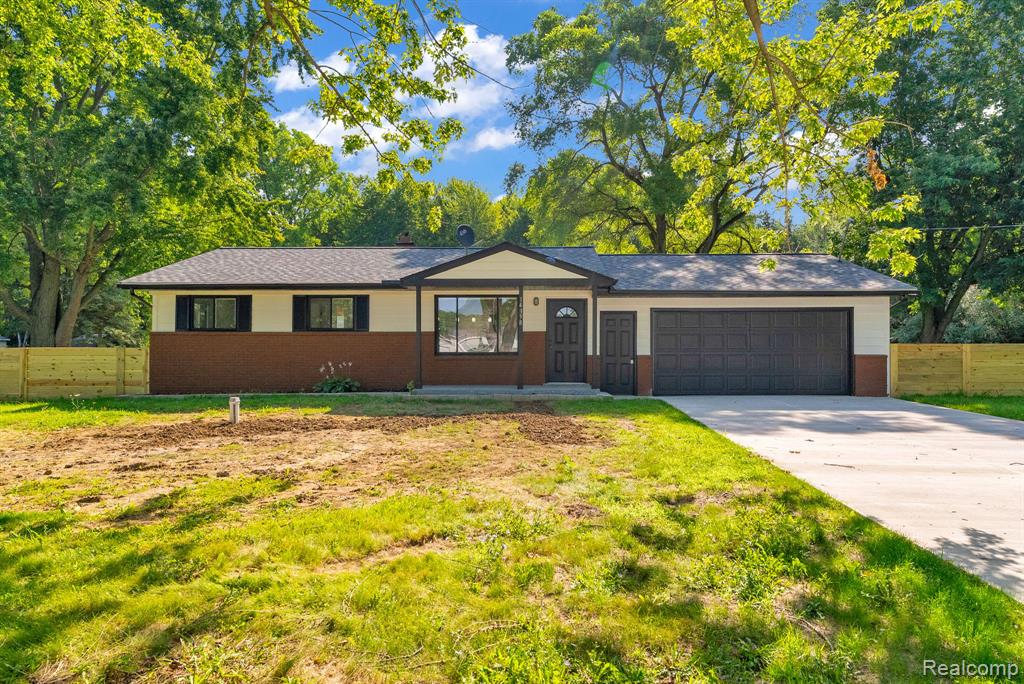14398 N Bray Road