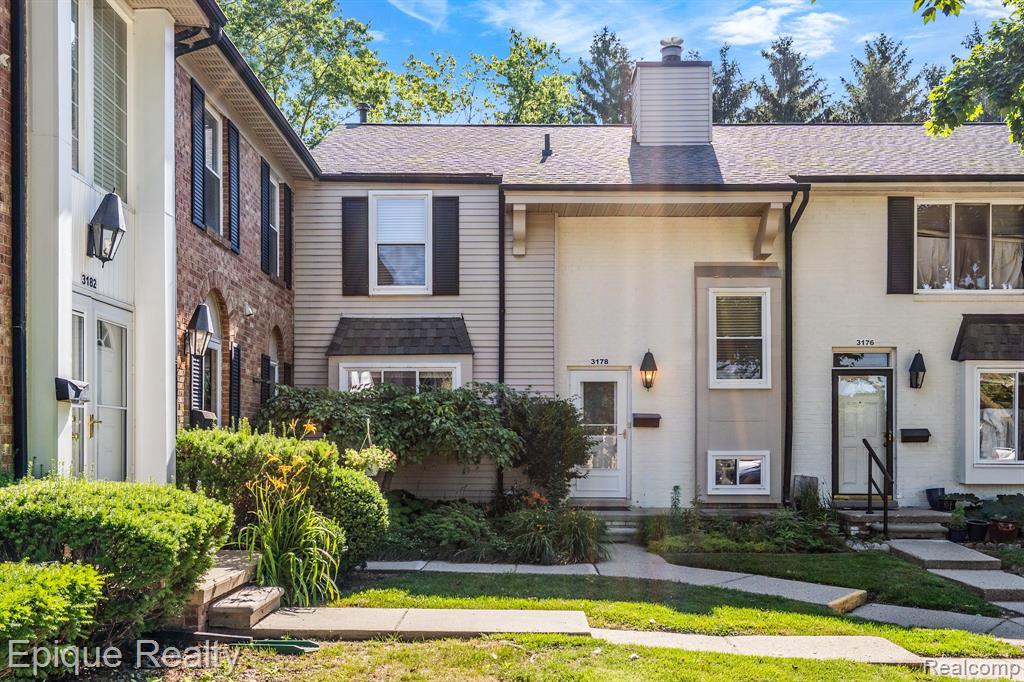 3178 Bolgos Circle