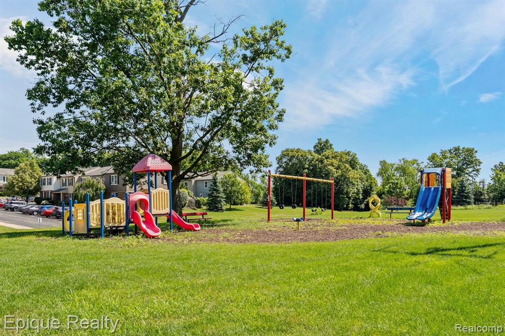 3178 Bolgos Circle