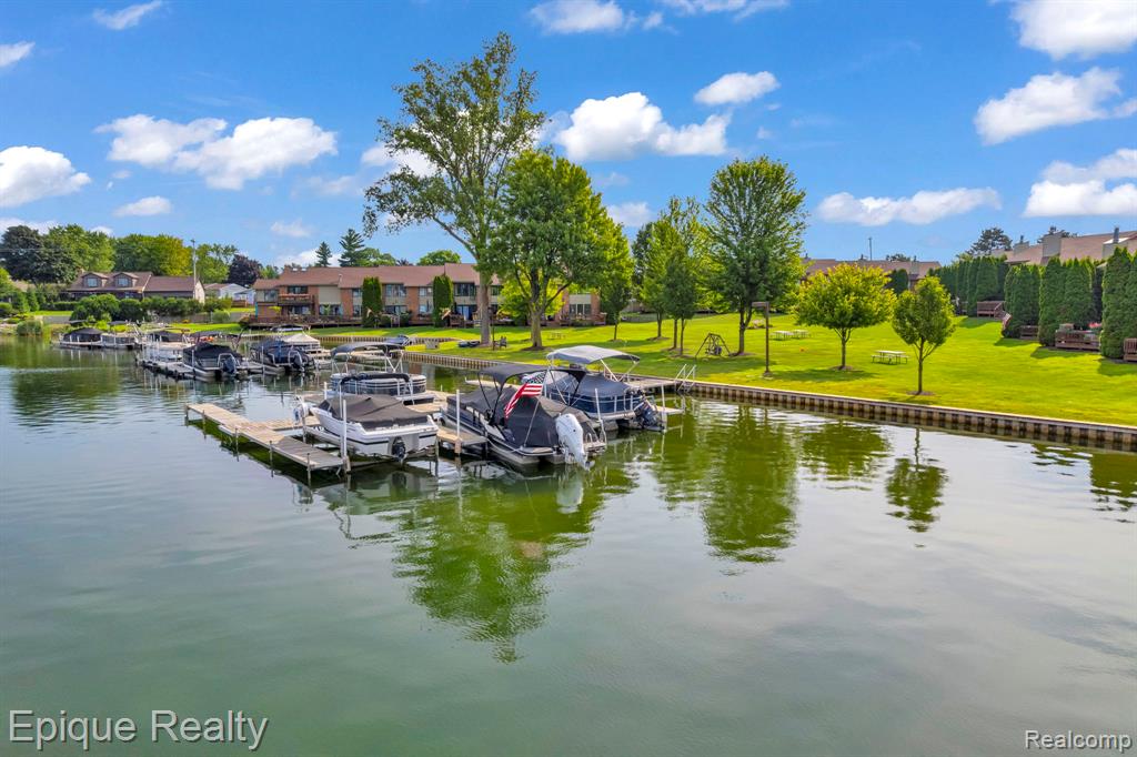 2235 N Long Lake Road