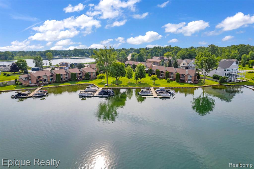 2235 N Long Lake Road