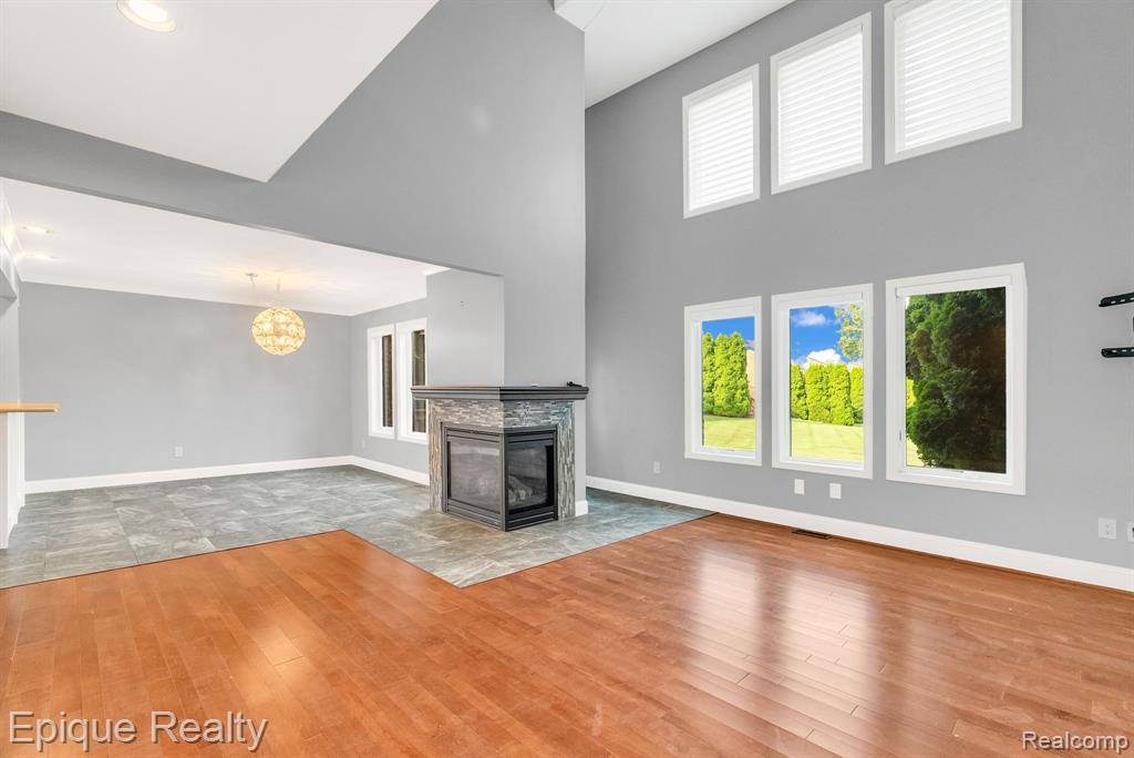 2235 N Long Lake Road