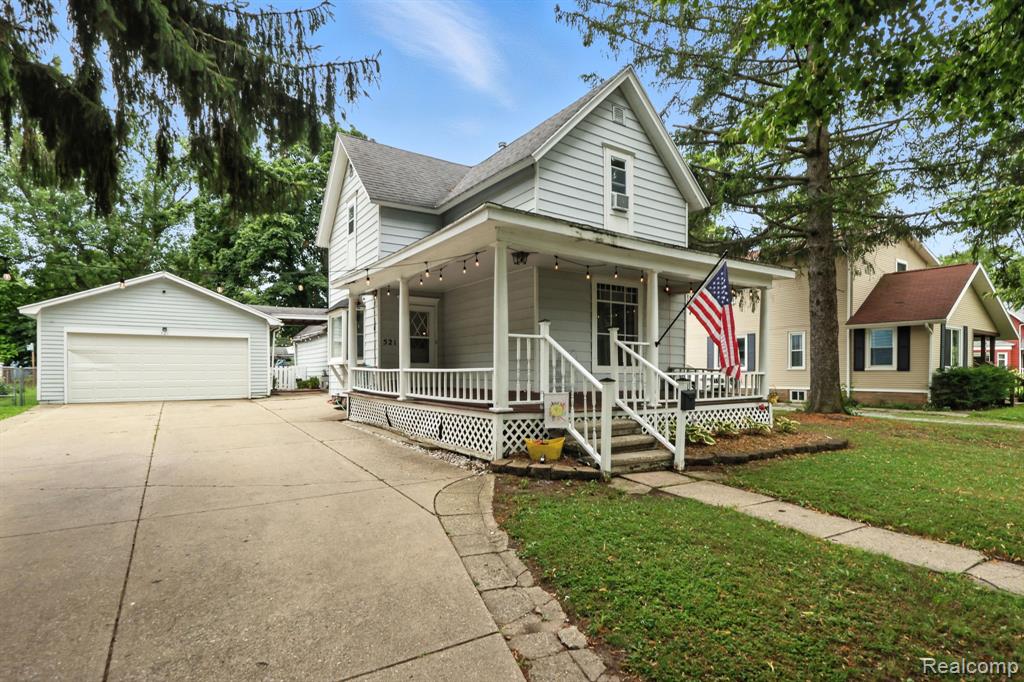 521 Pleasant Street