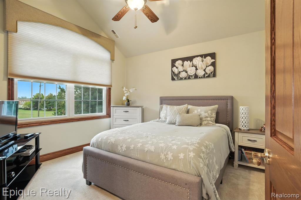 3656 River Road