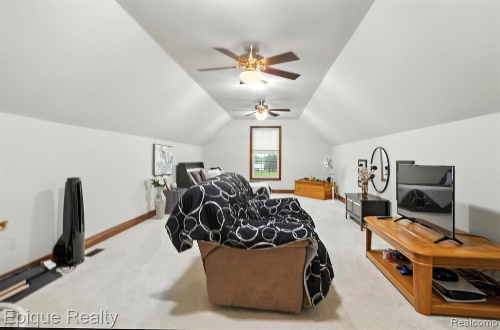 3656 River Road
