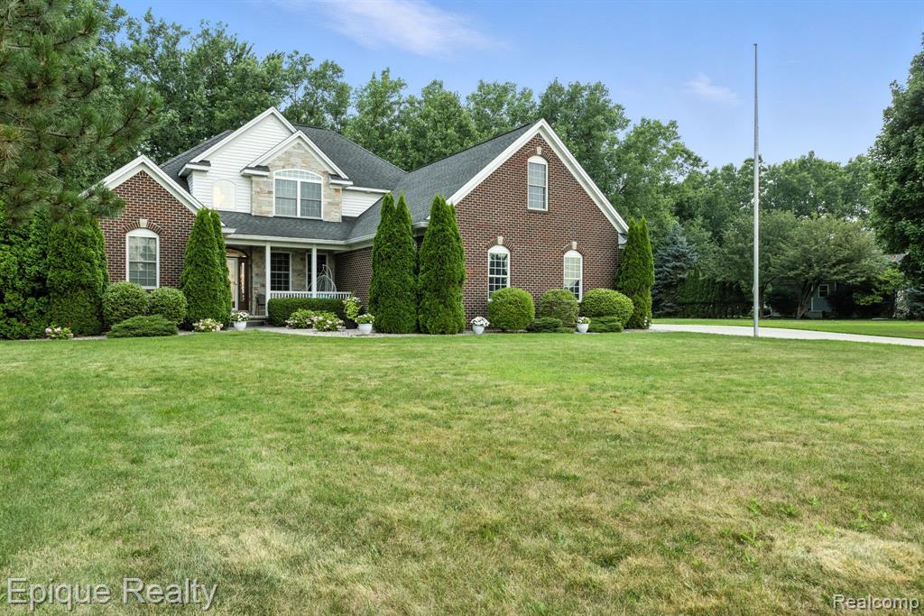 3656 River Road