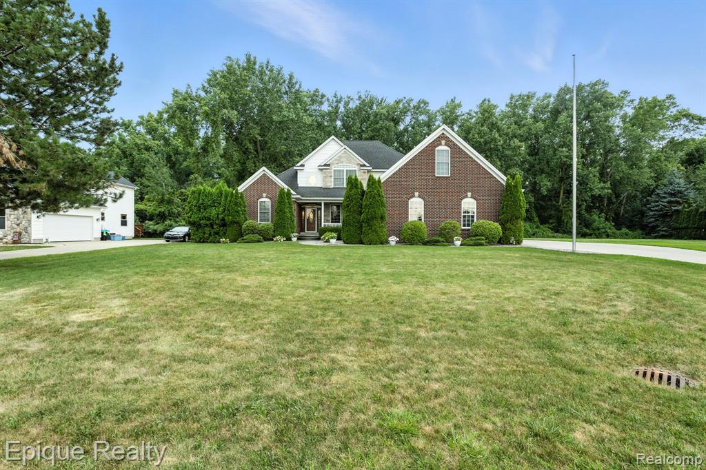 3656 River Road