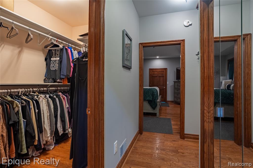 3656 River Road