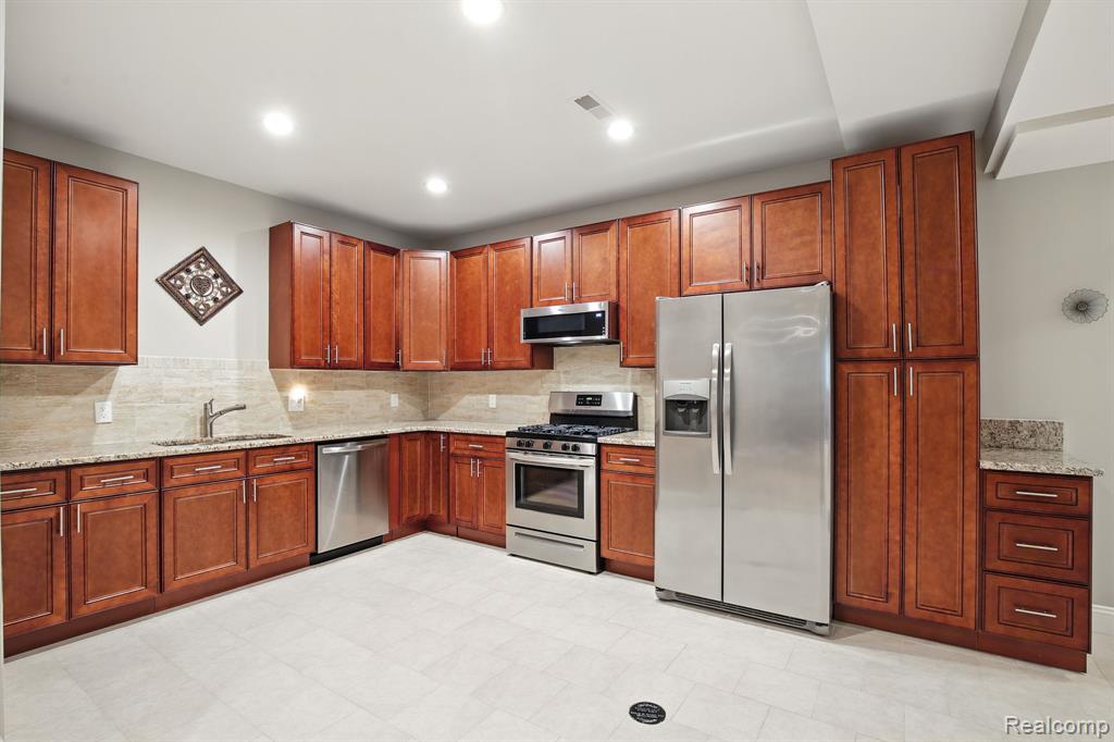 4611 Dunbar Court