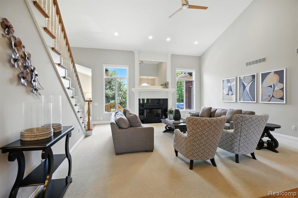 4611 Dunbar Court