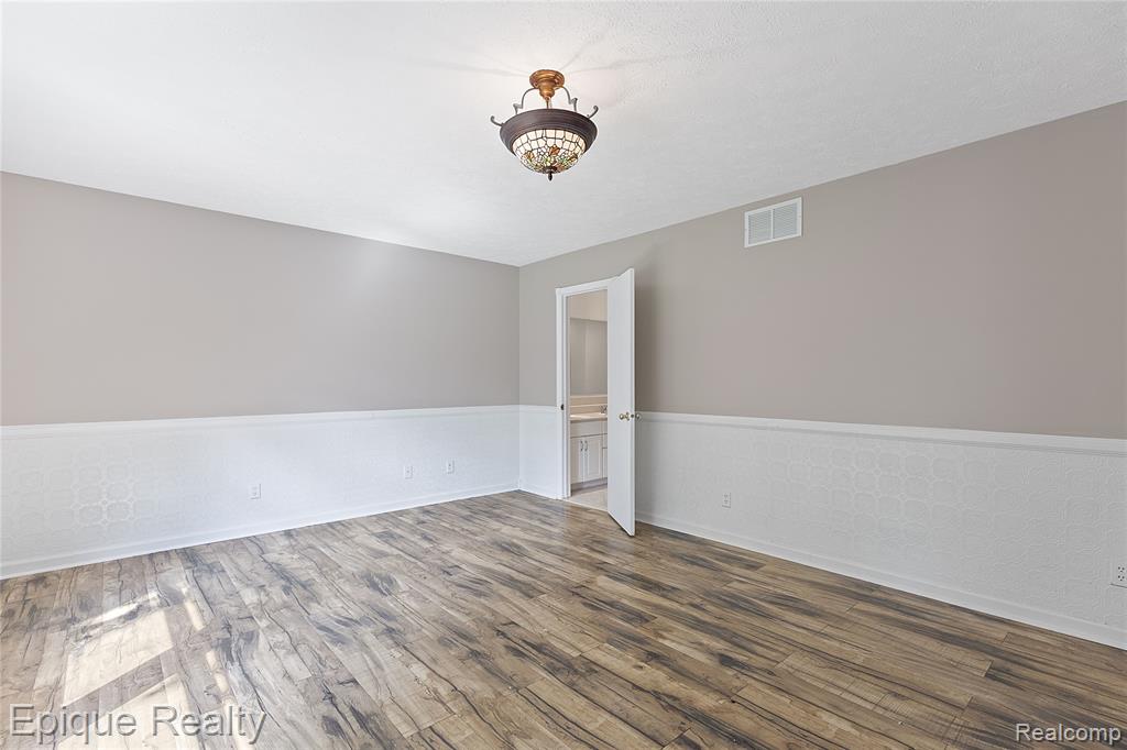 7667 Prairie Court