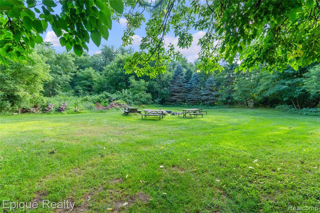 7667 Prairie Court
