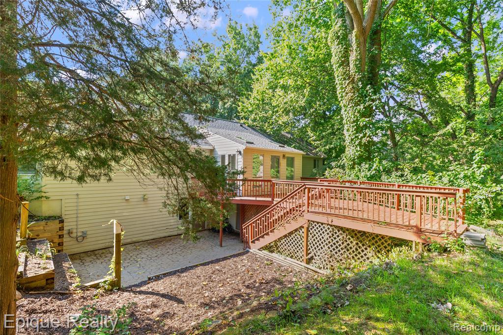 7667 Prairie Court