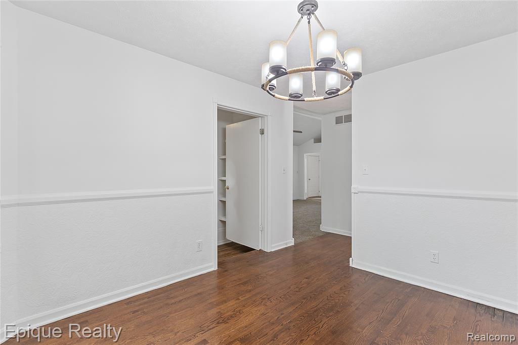 7667 Prairie Court