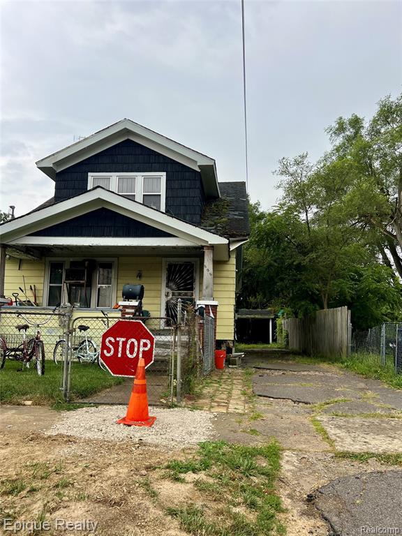 606 Damon Street