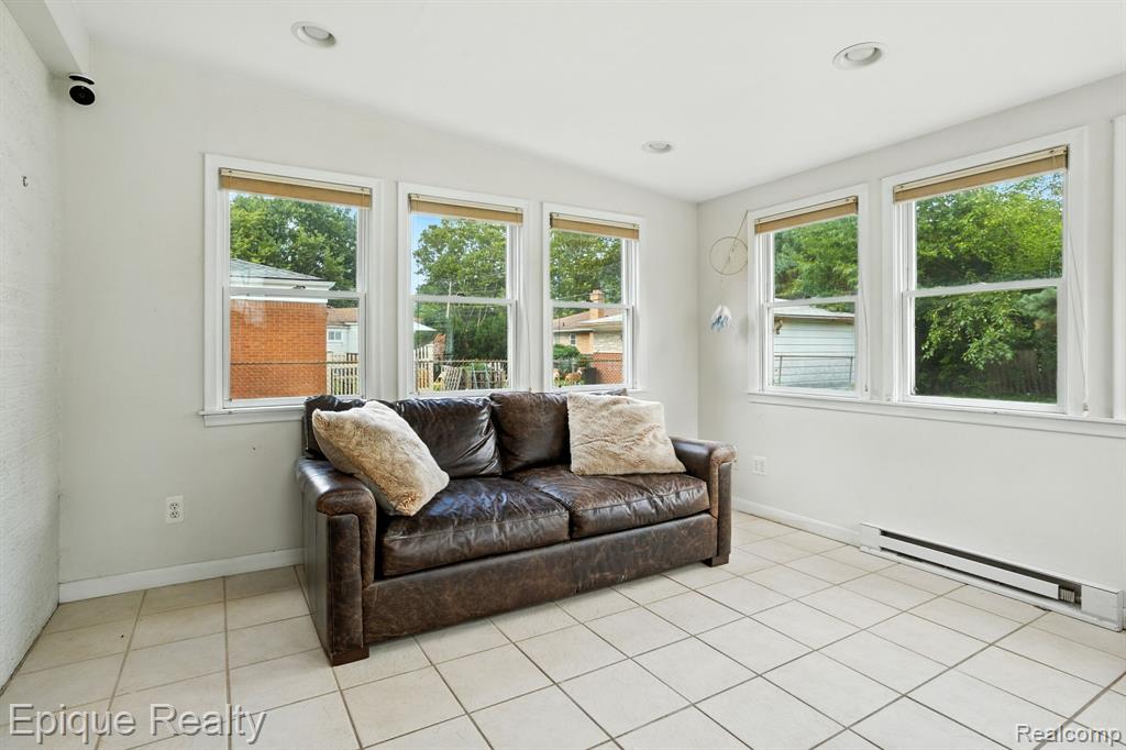 30834 Iroquois Drive