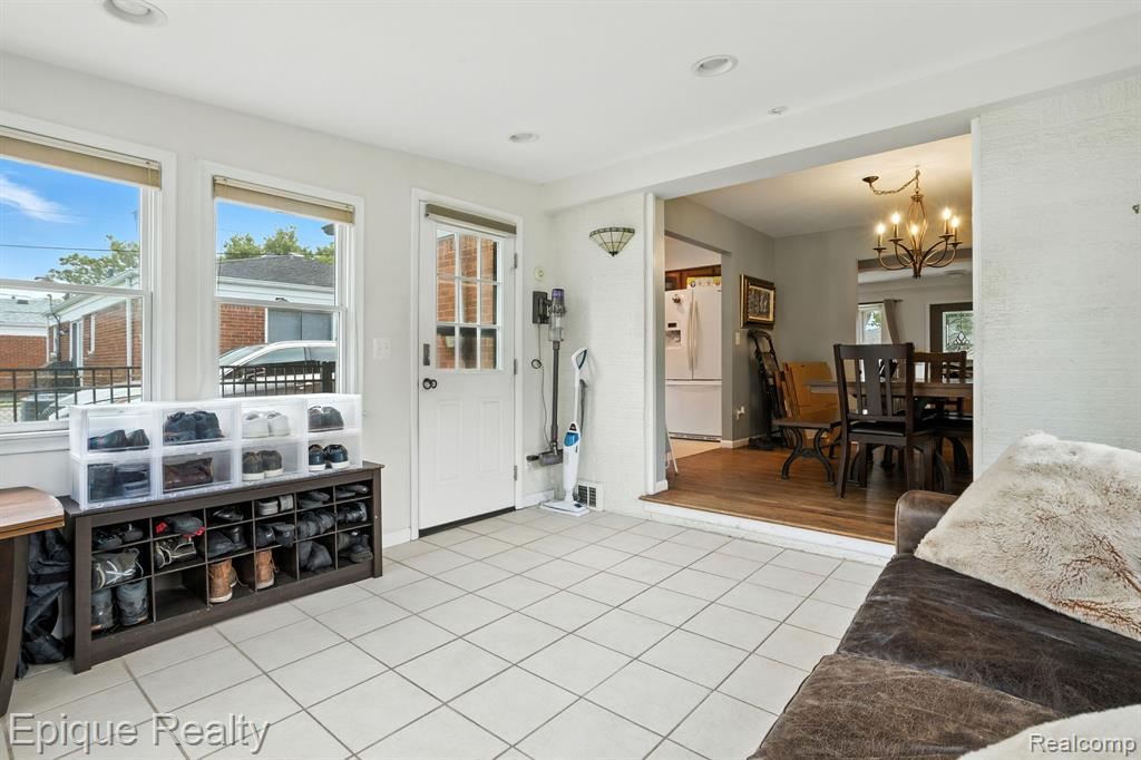 30834 Iroquois Drive