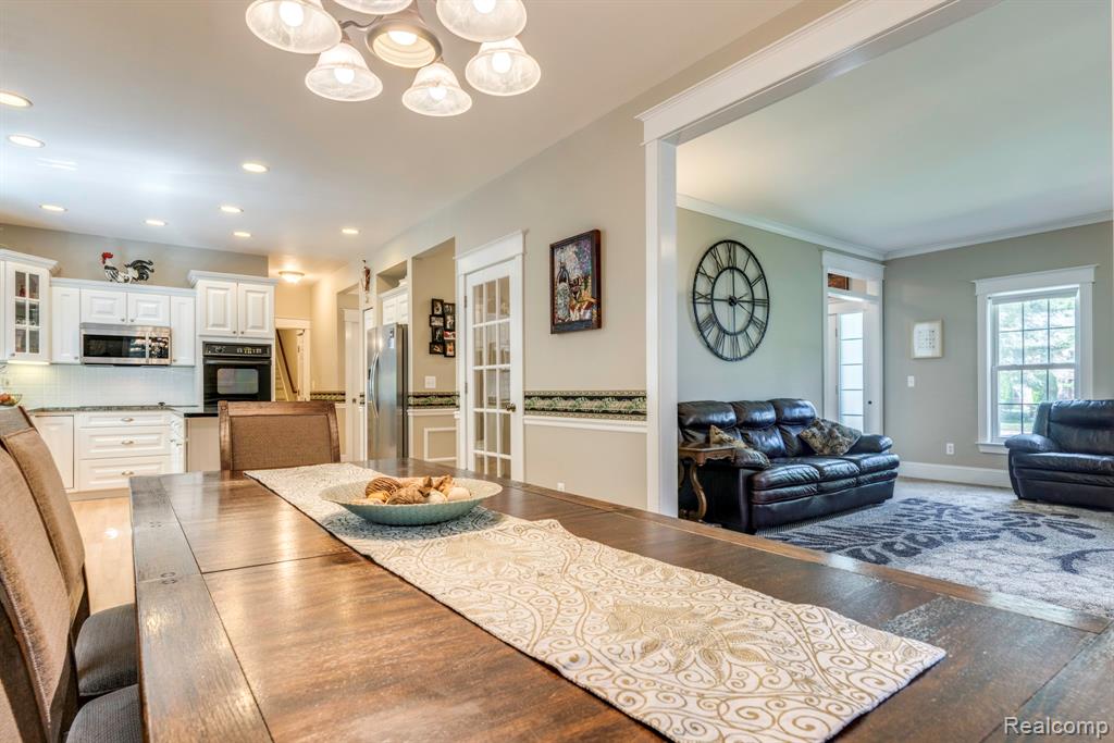 3215 Turnberry