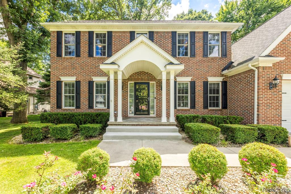 3215 Turnberry