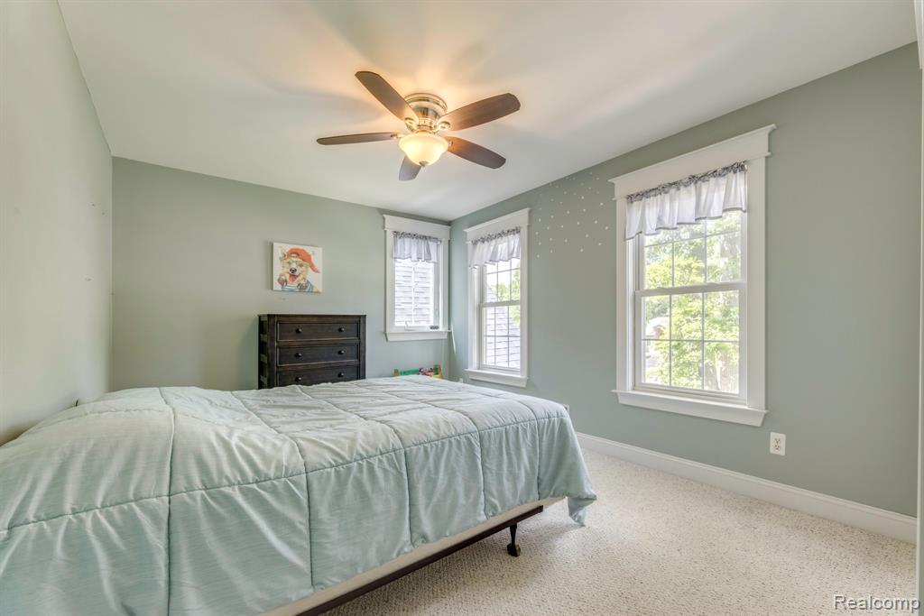3215 Turnberry