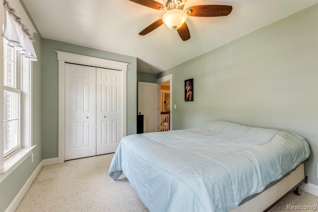 3215 Turnberry