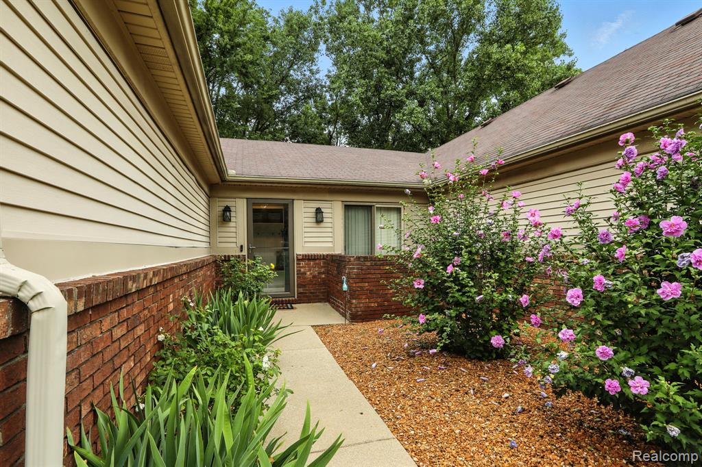 8529 22 Mile Road