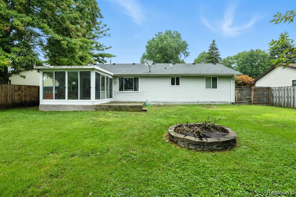 3323 Krafft Road