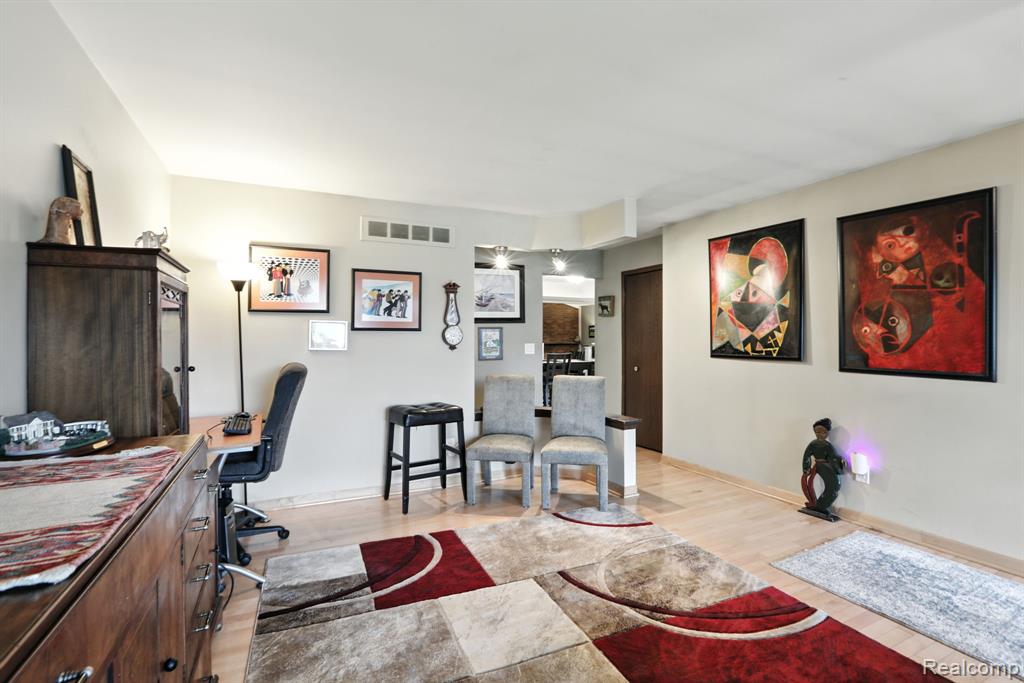 4761 Fox Hill Drive