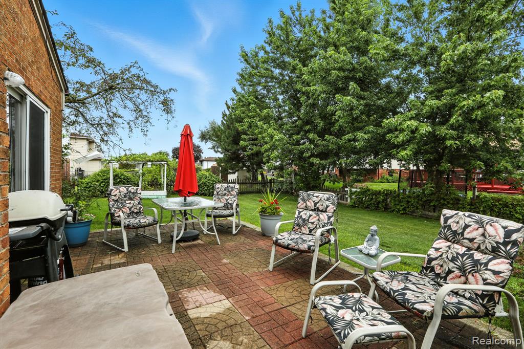 4761 Fox Hill Drive