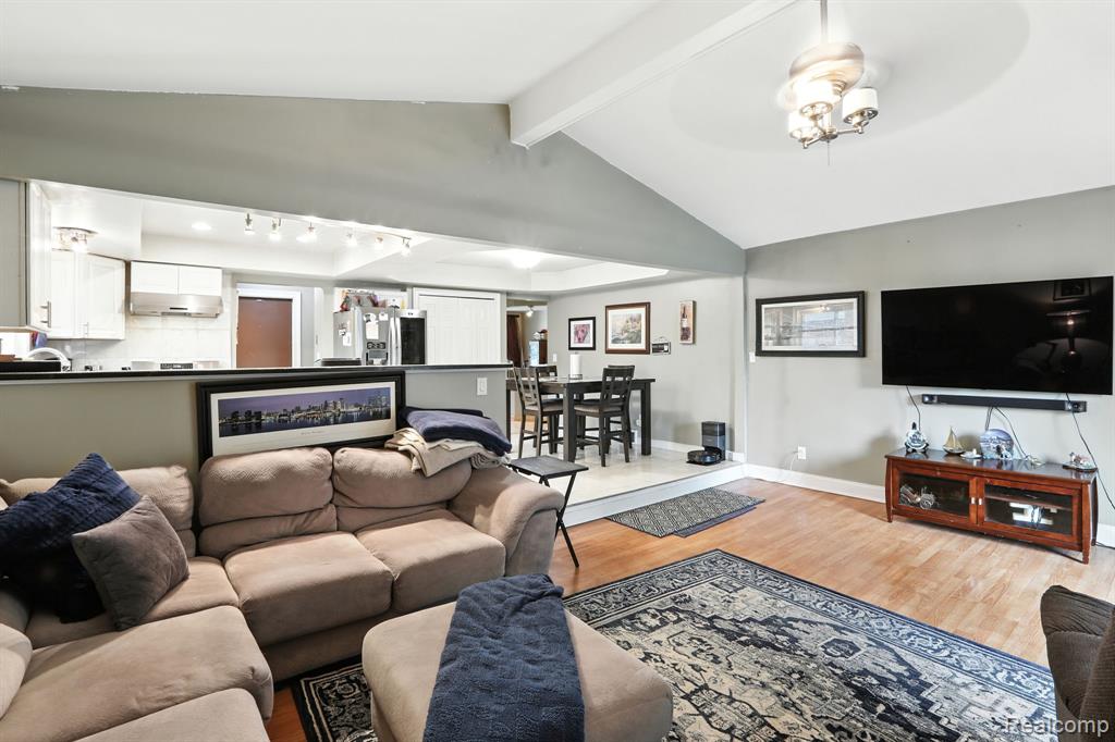 4761 Fox Hill Drive
