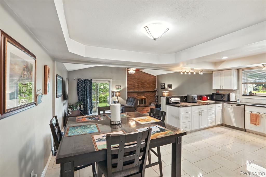 4761 Fox Hill Drive