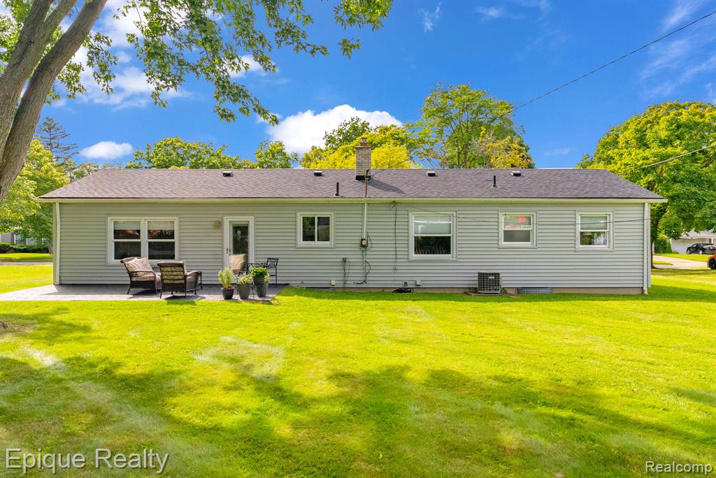 11223 Woodbridge Drive