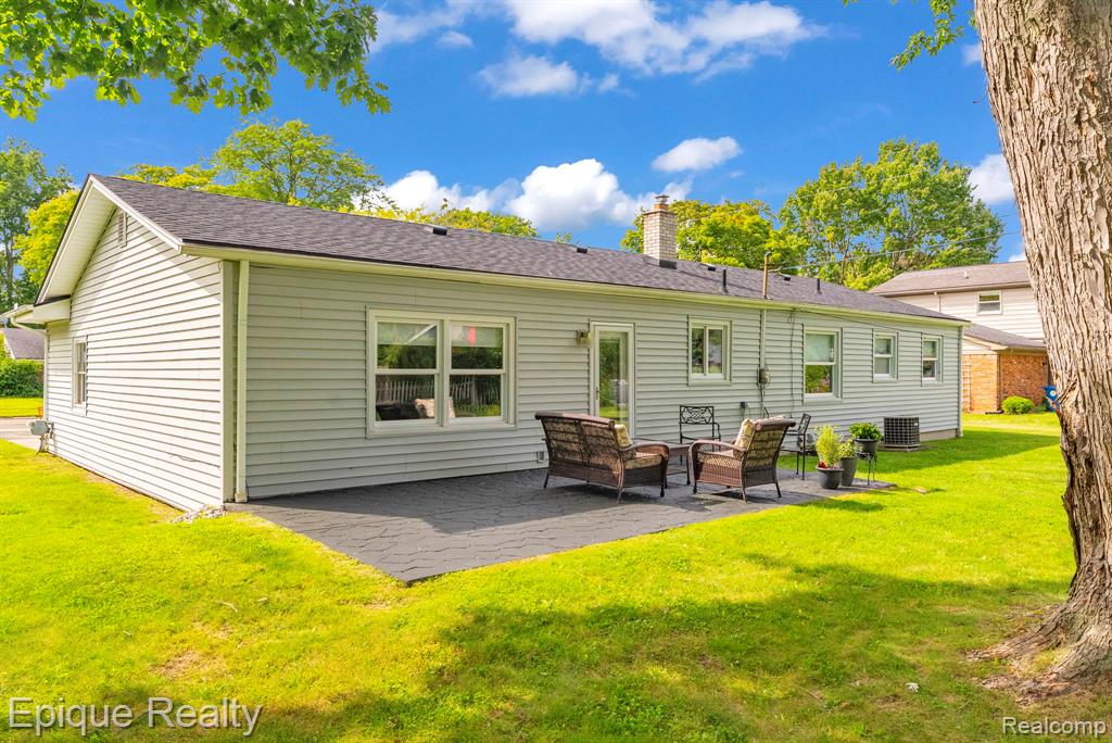 11223 Woodbridge Drive