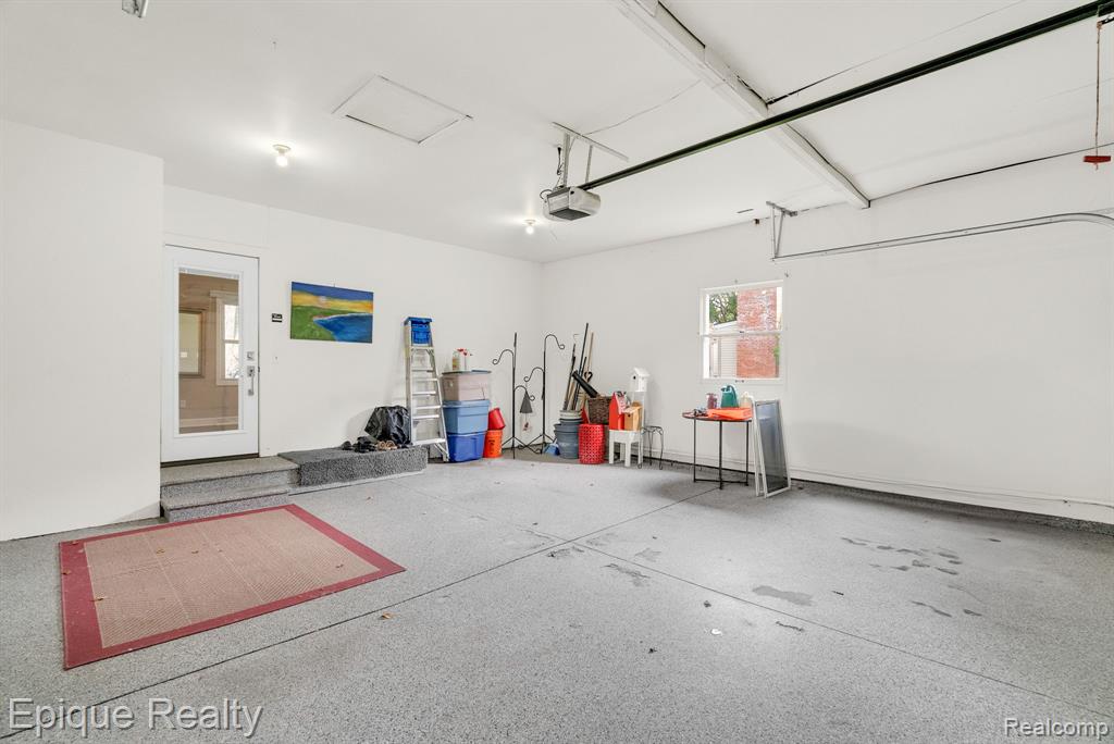 11223 Woodbridge Drive