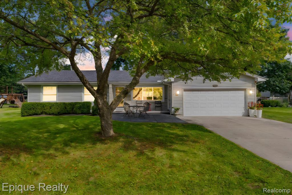 11223 Woodbridge Drive