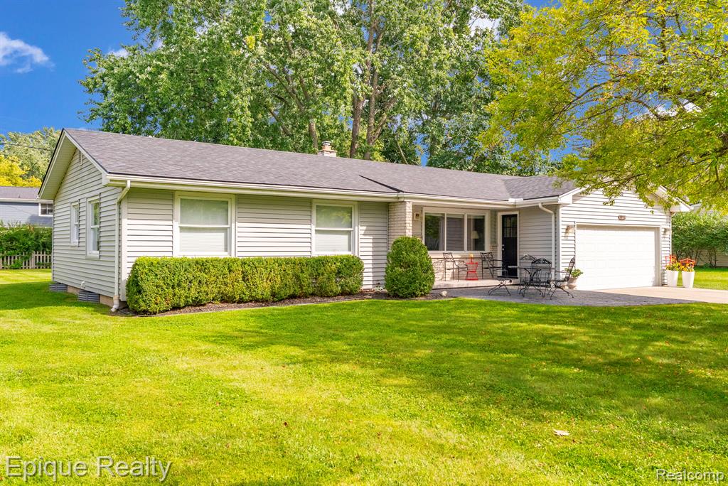 11223 Woodbridge Drive