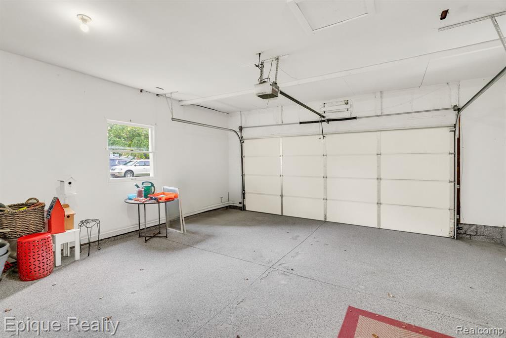 11223 Woodbridge Drive
