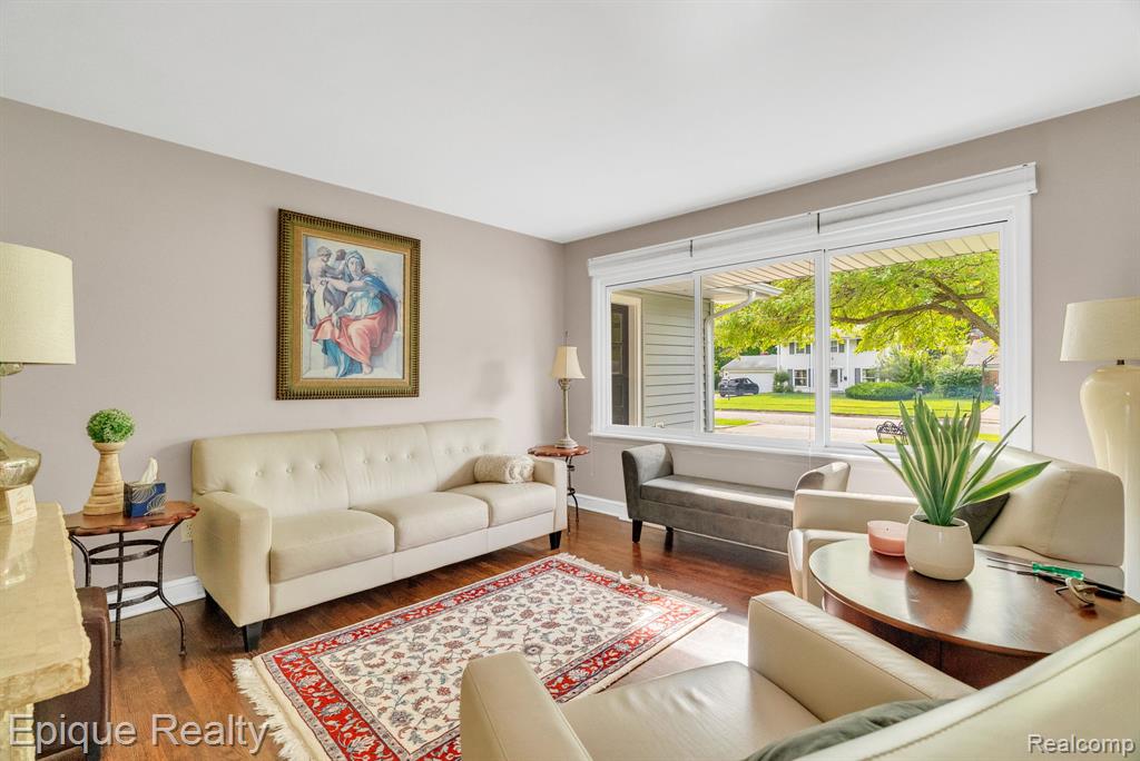 11223 Woodbridge Drive