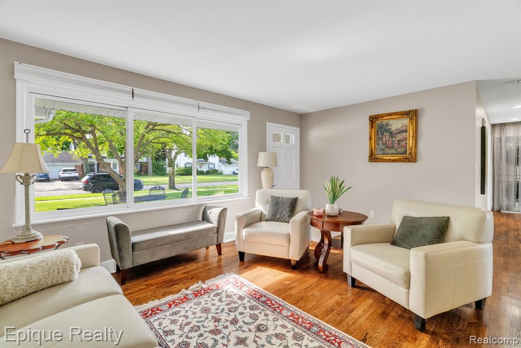 11223 Woodbridge Drive