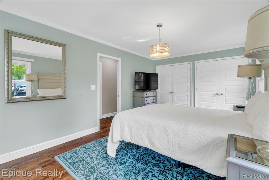 11223 Woodbridge Drive