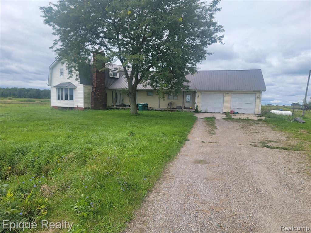 6096 Cribbins Road