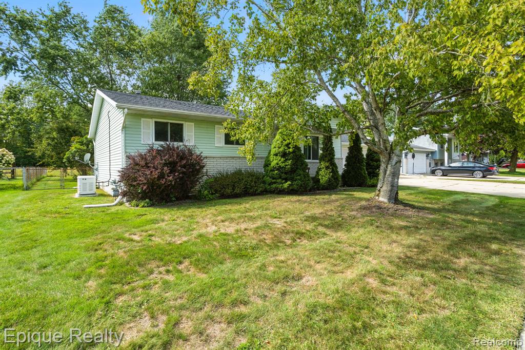 132 Saint Clair Boulevard
