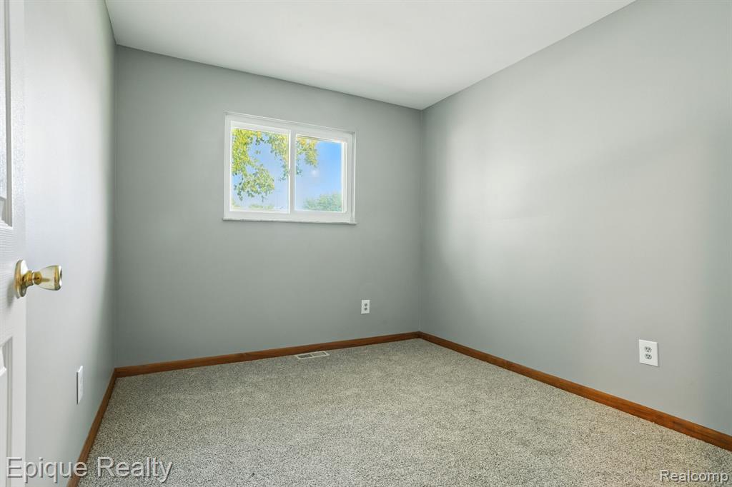 132 Saint Clair Boulevard
