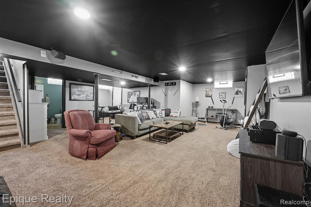 31640 Ann Arbor Trail
