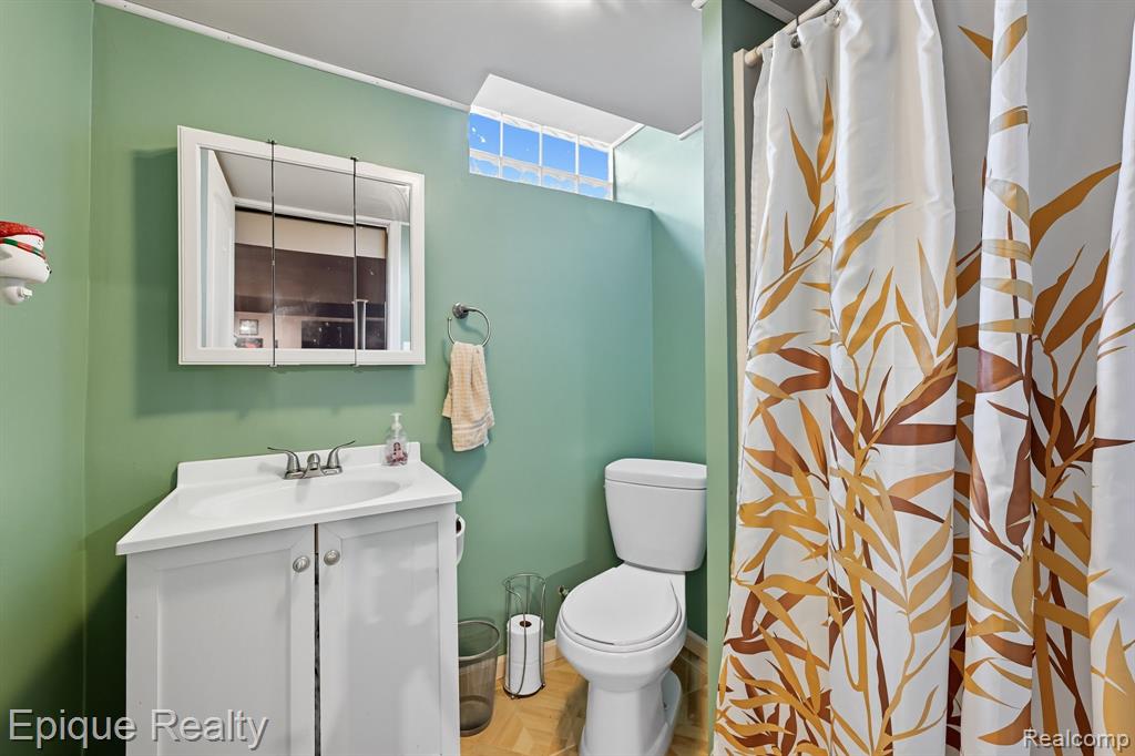 31640 Ann Arbor Trail