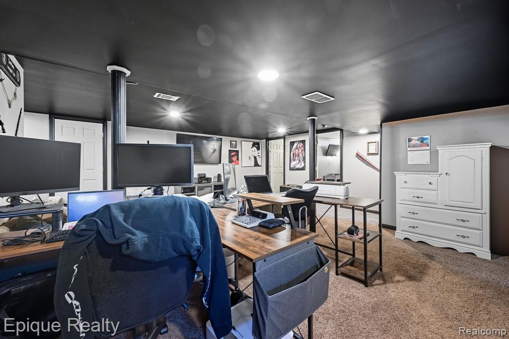 31640 Ann Arbor Trail