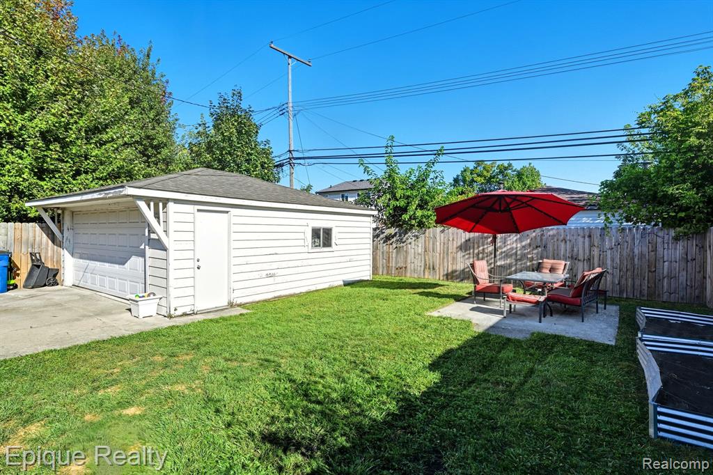 31640 Ann Arbor Trail